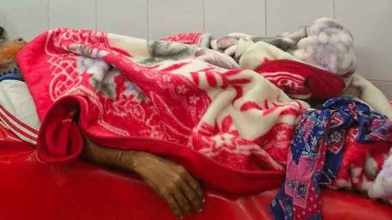 বাঁশের আঘাতে স্বামীর মৃত্যু, স্ত্রী আটক