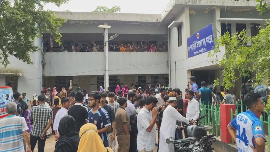 লক্ষ্মীপুরে ঢাবি শিক্ষার্থী, তার মা ও বোনকে কুপিয়ে হত্যা