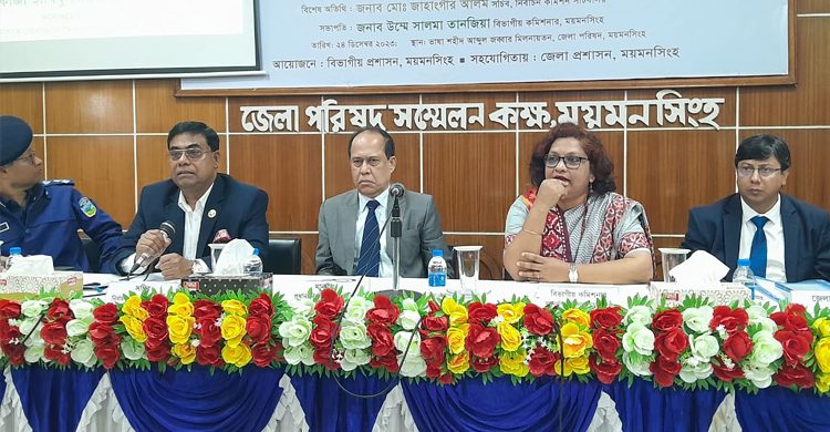 প্রার্থীদের সঙ্গে ইসির মতবিনিময়, ঢুকতে পারলেন না সাংবাদিকরা