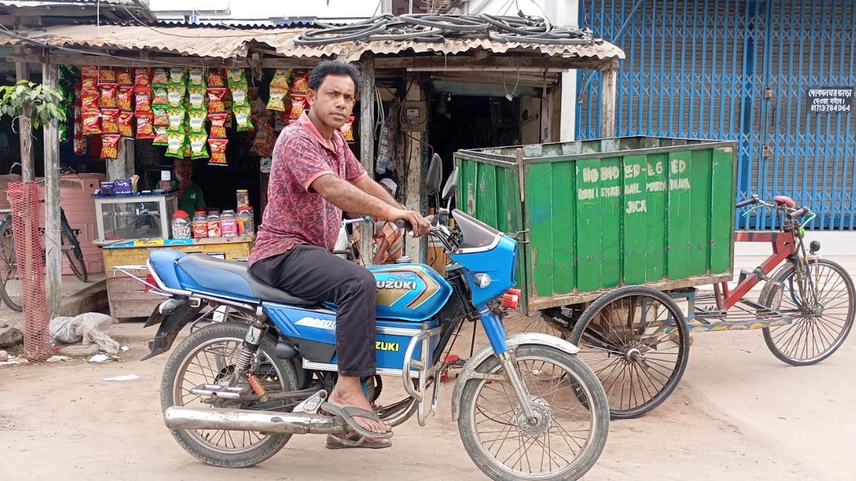 ৬ টাকার বিদ্যুৎ খরচে ১২০ কিলোমিটার চলবে রতনের উদ্ভাবিত বাইক