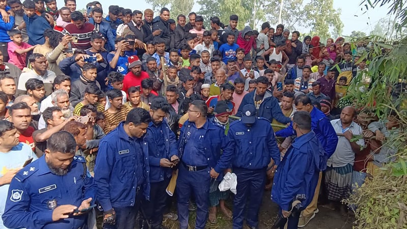 সেই মস্তকহীন যুবকের খণ্ডিত মাথা উদ্ধার