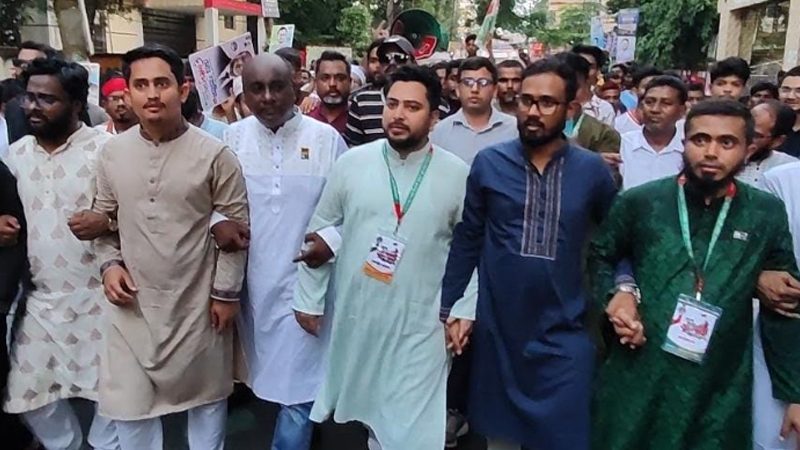 রাষ্ট্রপতি শুধু পদত্যাগ করলেই হবে না, তাকে গ্রেপ্তার করতে হবে: নাহিদ ইসলাম