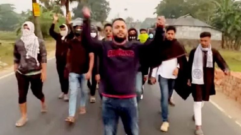 নিষিদ্ধ ছাত্রলীগের সাত মিনিটের ঝটিকা মিছিল,গ্রেপ্তার ৫