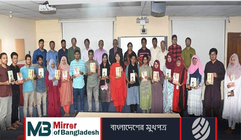 বঙ্গবন্ধু বাঙালি জাতিসত্ত্বাকে রক্ষা করে গেছেন: বেরোবি উপাচার্য