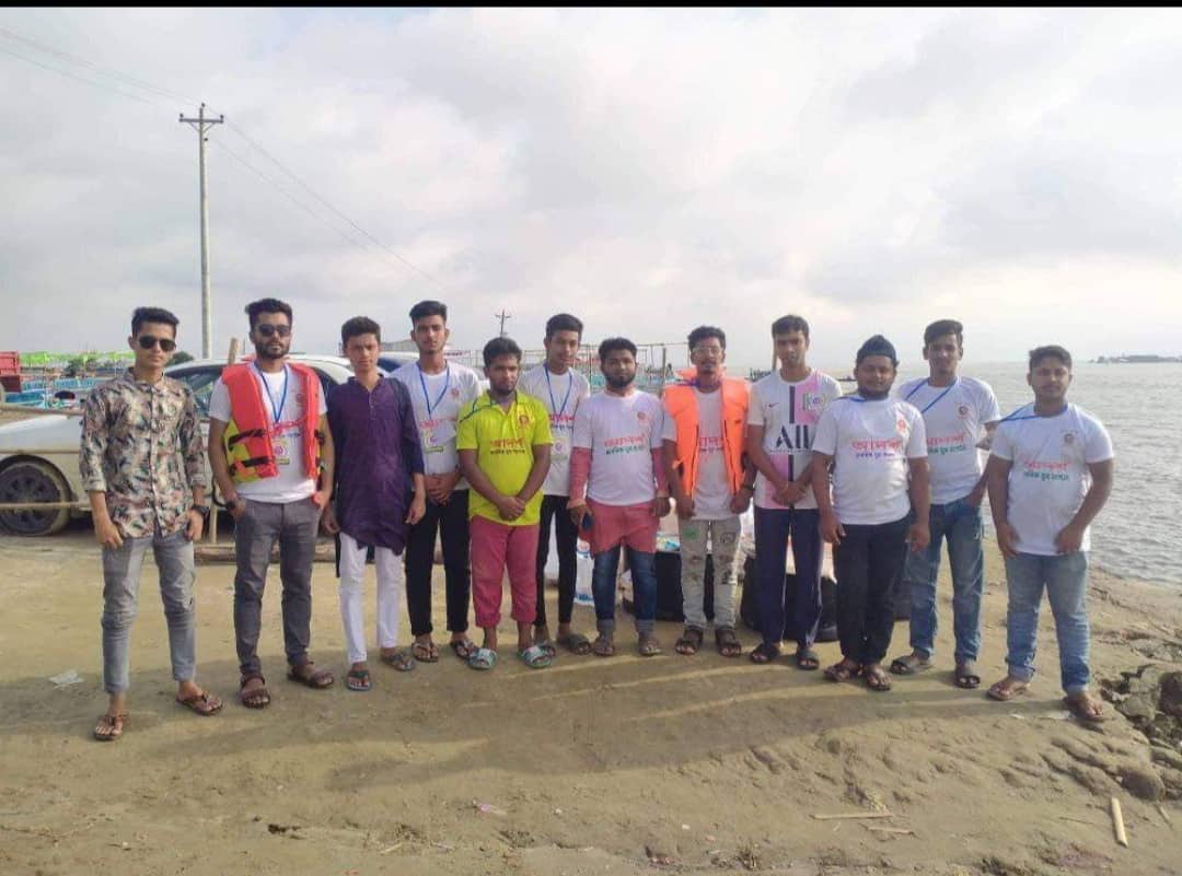 আশার আলো দেখাচ্ছে কিশোরগঞ্জের সেচ্ছাসেবী সংগঠন ‘আদর্শ মানবিক যুব সংগঠন’