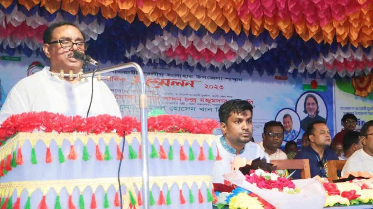 নিত্যপণ্যের দাম বাড়লেও দেশের মানুষ ভালো আছে : খাদ্যমন্ত্রী