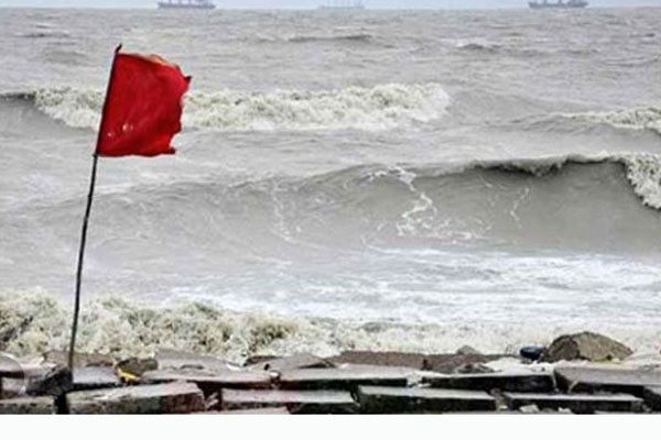 ৪ সমুদ্রবন্দরে ৩ নম্বর সংকেত