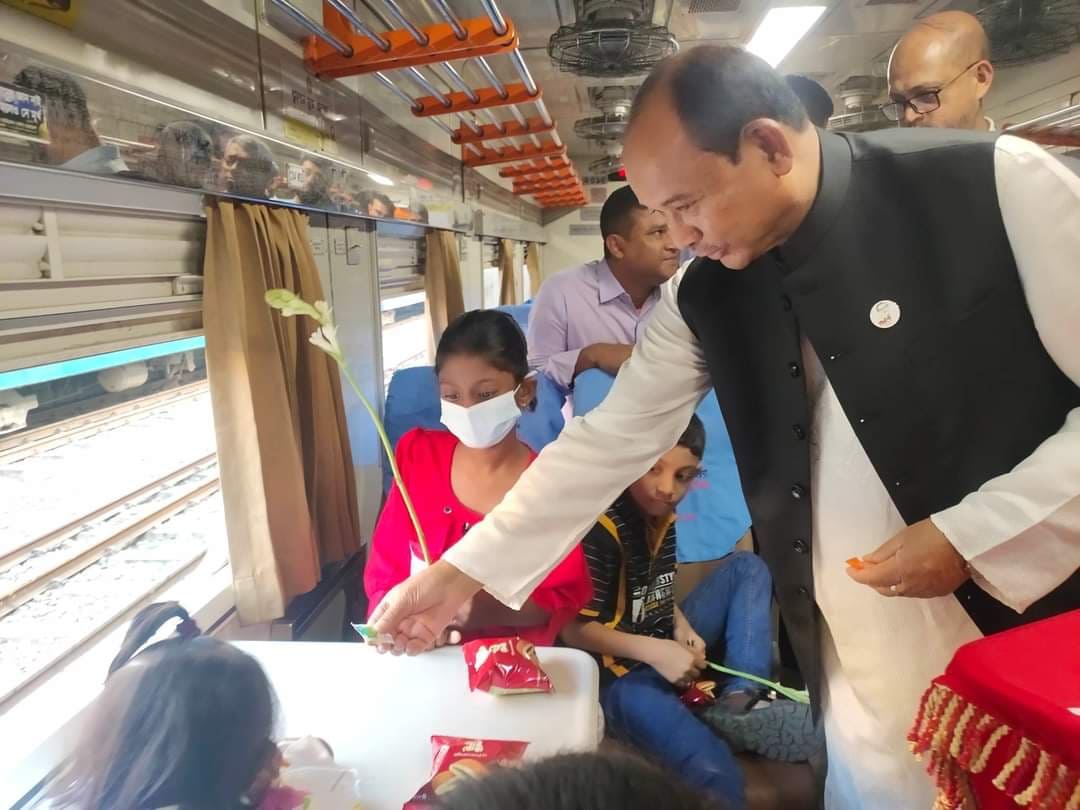 রেলওয়ে সেবা সপ্তাহের উদ্বোধন করলেন রেলপথ মন্ত্রী