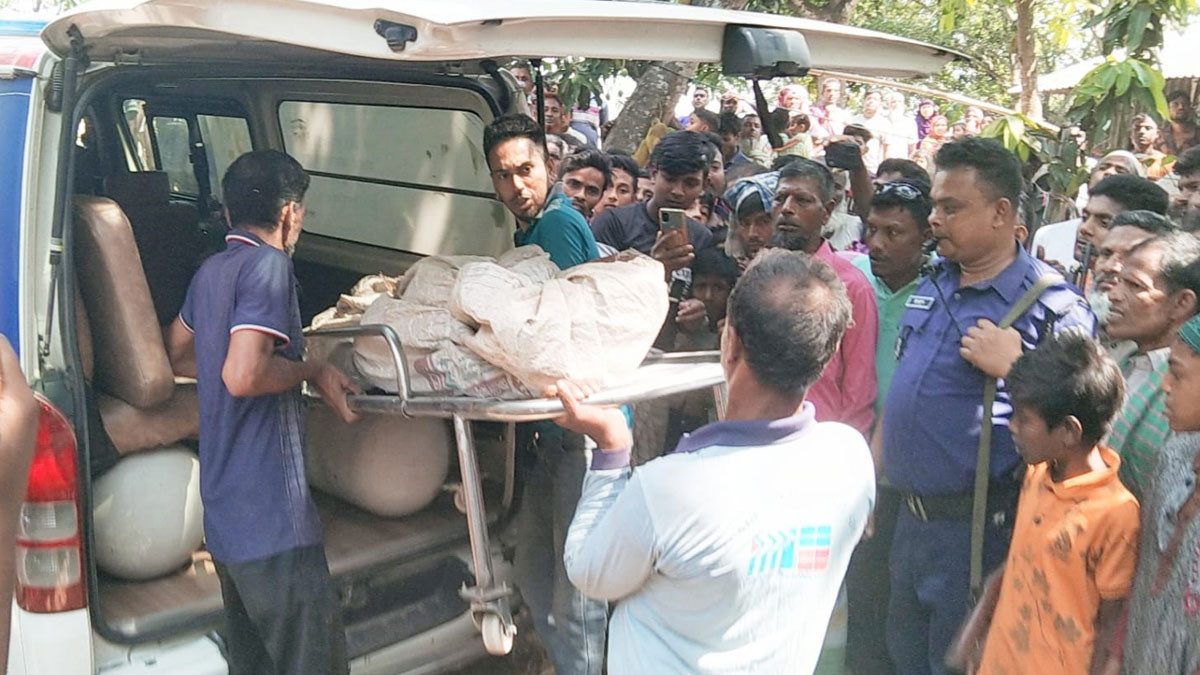 স্ত্রীর পরকীয়ায় বাধা, স্বামীকে গলাকেটে হত্যা