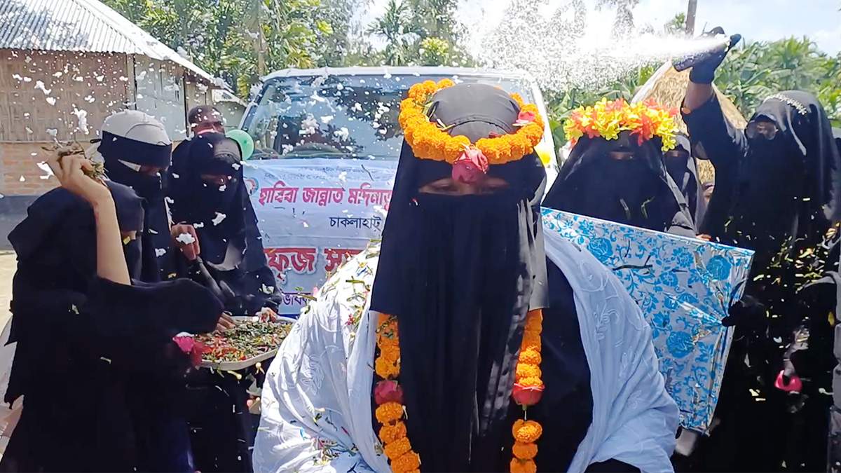 এক বছরে কোরআন মুখস্থ করল নবম শ্রেণির শিক্ষার্থী