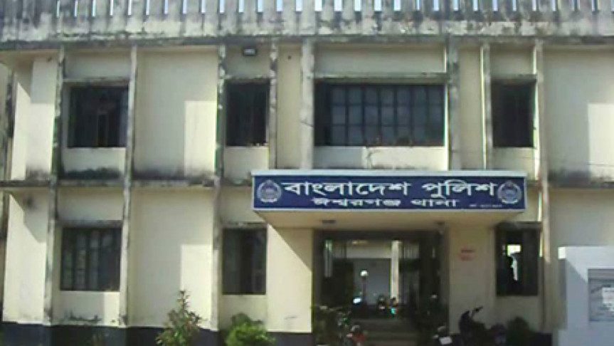 চাচিকে নিয়ে উধাও প্রতিবেশী ভাতিজা, থানায় অভিযোগ চাচার