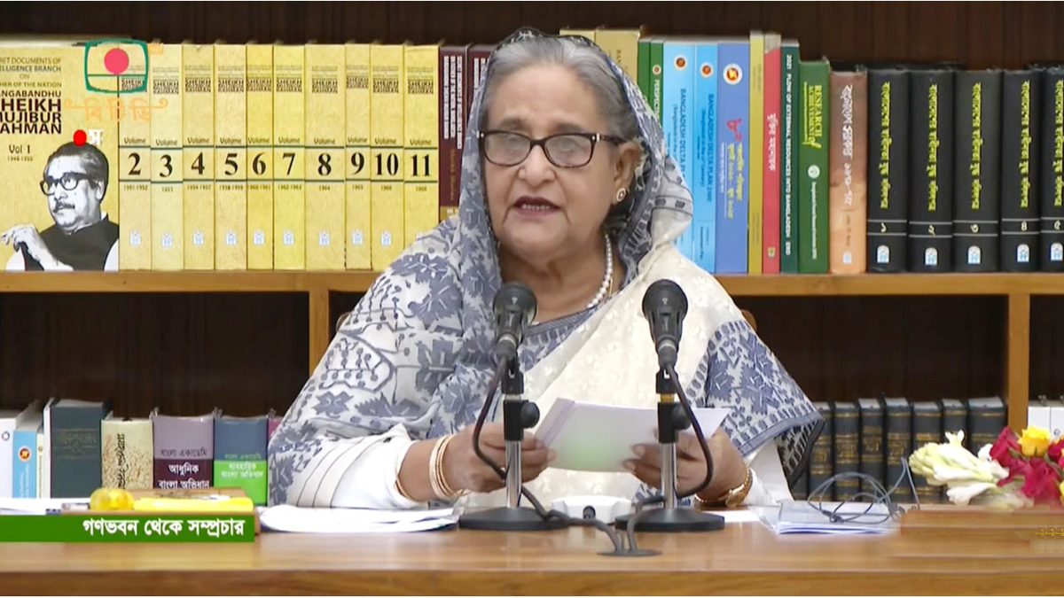 খুনিদের সঙ্গে কীসের সংলাপ, প্রশ্ন প্রধানমন্ত্রীর