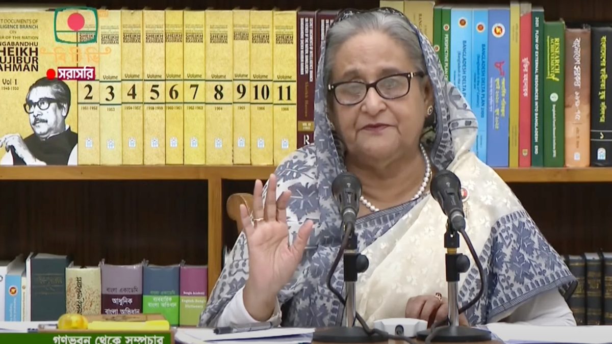 যাদের বাস পুড়িয়েছে তাদের সহায়তা করা হবে : শেখ হাসিনা