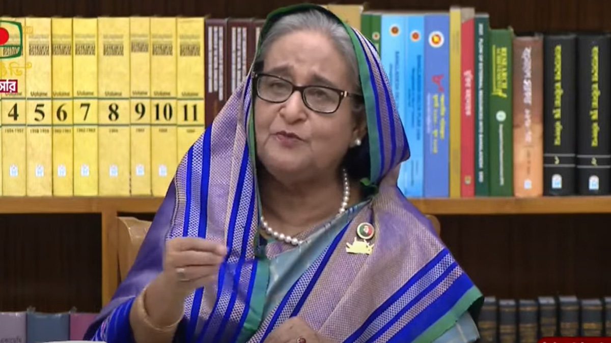 'জনগণ যদি ভোট দেয় তাহলে আছি, না হলে নাই'