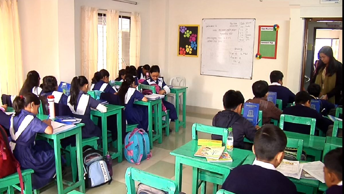 সরকারি নীতিমালার আওতায় আসছে ৫৭ হাজার প্রাথমিক বিদ্যালয়