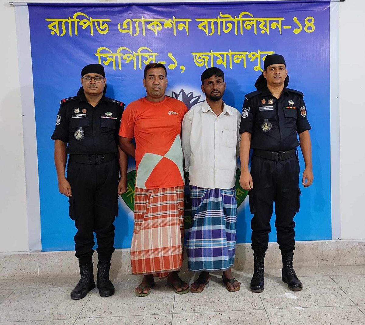 জামালপুরে পূর্বশত্রুতার জেরে কুপিয়ে হত্যা, র‍্যাবের অভিযানে গ্রেপ্তার ২