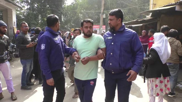 স্বামী হত্যার দায়ে স্ত্রীর যাবজ্জীবন ও পরকিয়া প্রেমিকের মৃত্যুদণ্ড