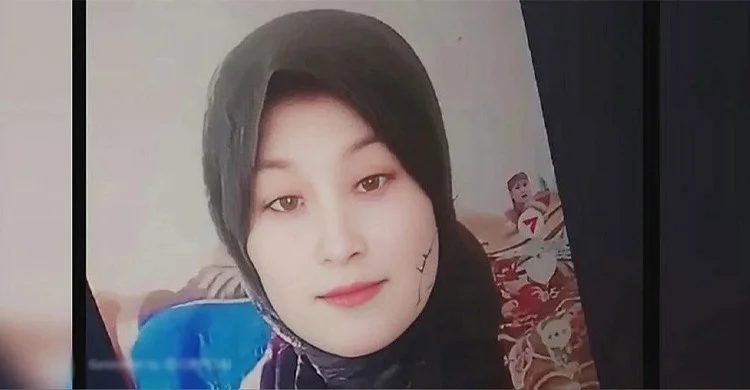 পরকীয়া প্রেমিকের স্ত্রীর ছুরিকাঘাতে প্রাণ গেল নারীর