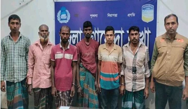 মেলান্দহে ডিবি পুলিশের অভিযানে ৬ জুয়াড়ী আটক