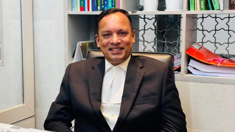 অ্যাটর্নি জেনারেলকে নিয়ে ফেসবুকে অপপ্রচার,থানায় জিডি