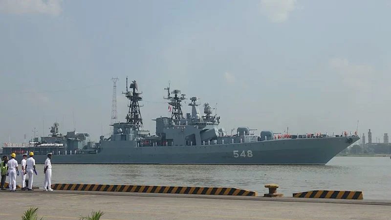 হঠাৎ চট্টগ্রাম বন্দরে রুশ যুদ্ধ জাহাজ