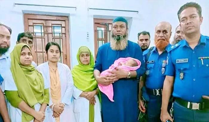 মসজিদের অজুখানায় মিলল ফুটফুটে নবজাতক