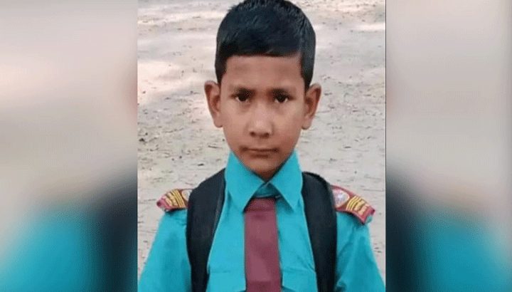 নিখোঁজের একদিন পর মিললো স্কুলছাত্রের বিবস্ত্র মরদেহ