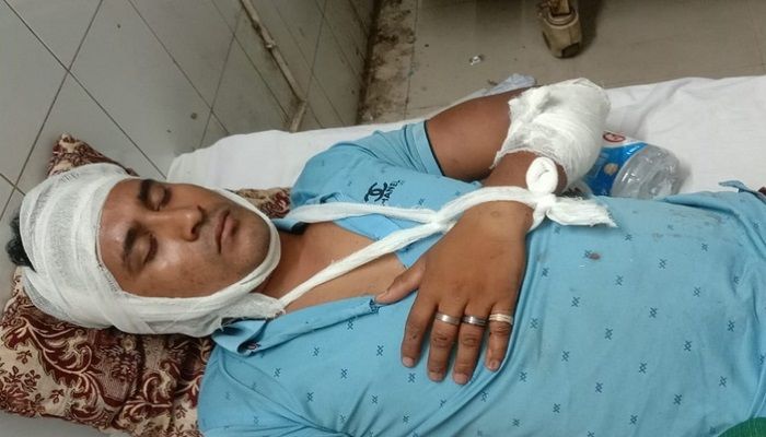 ছাত্রলীগ নেতাকে কুপিয়েছে বিএনপি নেতাকর্মীরা