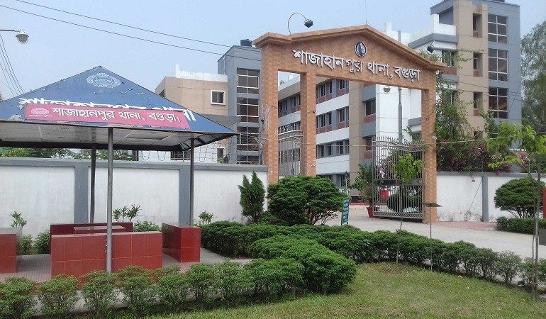 বগুড়ায় স্কুলছাত্রীর সিলিংফ্যানে ঝুলন্ত মরদেহ উদ্ধার