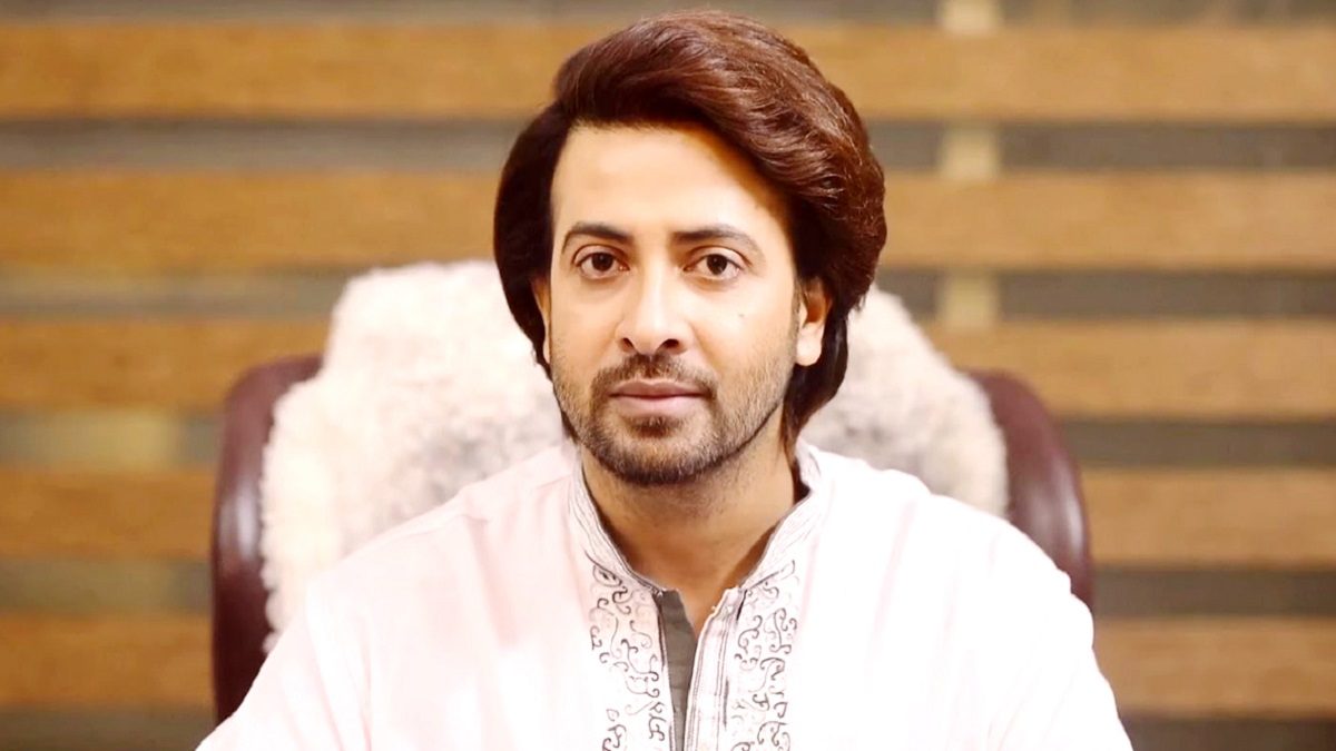 এসএমসিকে শাকিব খানের লিগ্যাল নোটিশ
