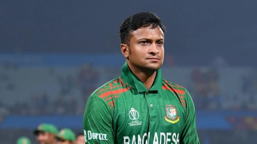 আন্তর্জাতিক ক্রিকেটে বোলিংয়ে নিষিদ্ধ সাকিব
