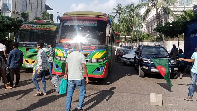 ‘বাংলা ব্লকেড’ কর্মসূচি: রাজধানীর ৬ সড়ক অচল
