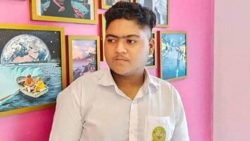সেতুতে ঘুরতে গিয়ে ফিরলেন লাশ হয়ে