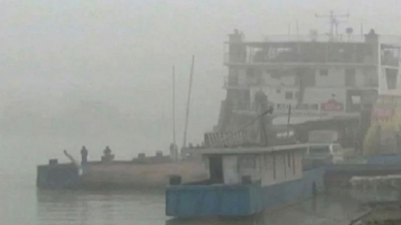 দৌলতদিয়া-পাটুরিয়া নৌরুটে ফেরি চলাচল বন্ধ