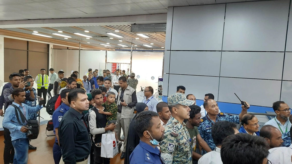 সুদান ফেরত‌ প্রবাসী‌দের বিনা জামানতে ৩ লাখ টাকা ঋণ দে‌বে সরকার