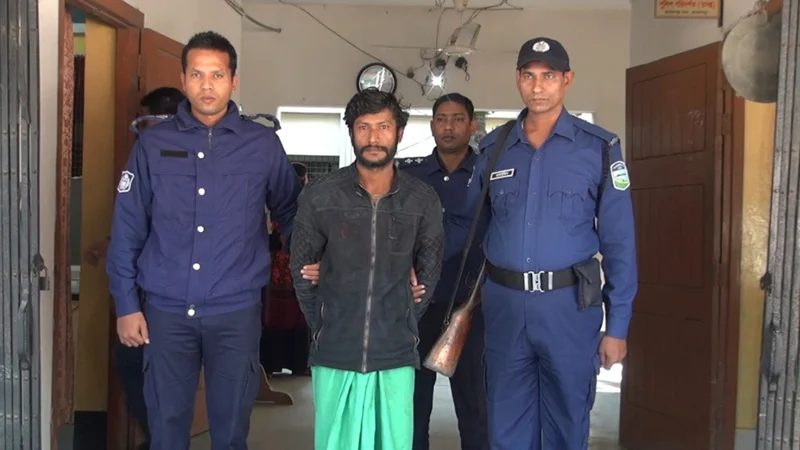 জামালপুরে স্বতন্ত্র প্রার্থীর নির্বাচনী প্রচার কেন্দ্রে হামলা ও ভাঙচুর, গ্রেপ্তার ১