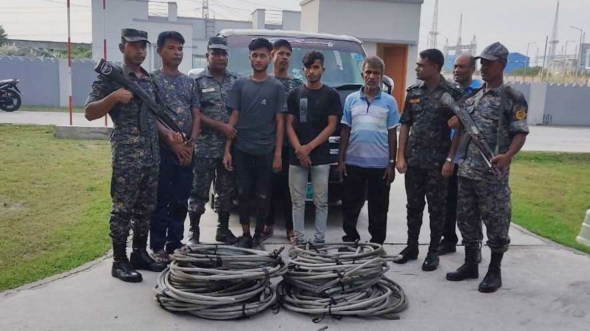 রামপাল বিদ্যুৎকেন্দ্রের ২৬৩ কেজি তামার তারসহ ৩ চোর আটক