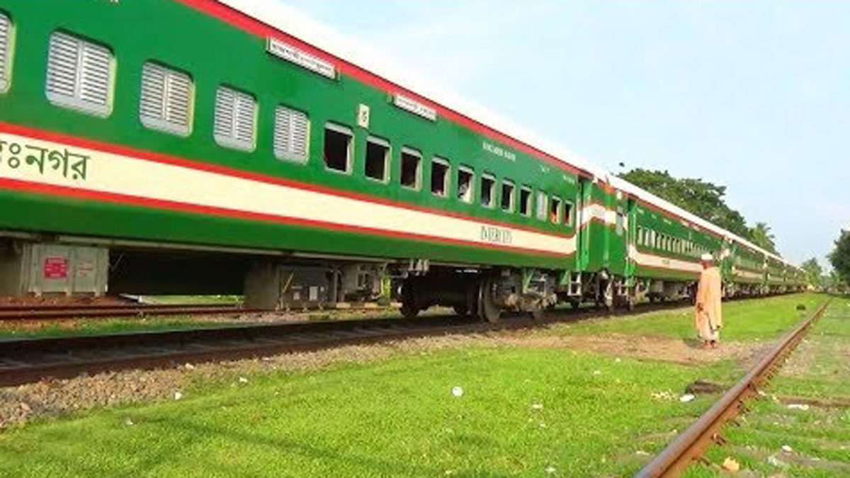 যশোরে আবারও ট্রেন দুর্ঘটনা, আড়াই ঘণ্টা পর যোগাযোগ স্বাভাবিক