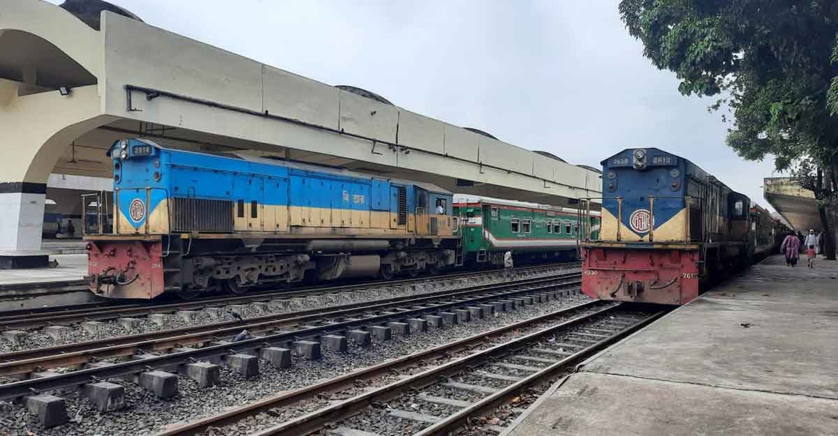 ১৭ এপ্রিলের ‘সোনার বাংলা’ কমলাপুর ছাড়বে আগামীকাল