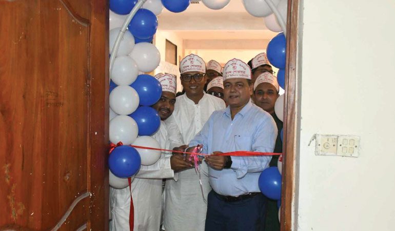বেরোবিসাস'র কার্যালয় উদ্বোধন