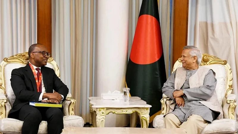 প্রধান উপদেষ্টার সঙ্গে বিশ্বব্যাংকের কান্ট্রি ডিরেক্টরের সাক্ষাৎ