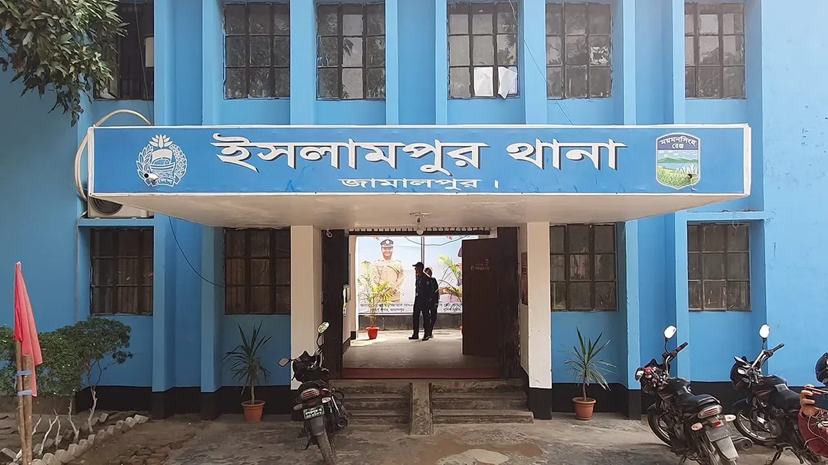 চাঁদা না পেয়ে কাউন্সিলরের বাড়িতে হামলার অভিযোগ