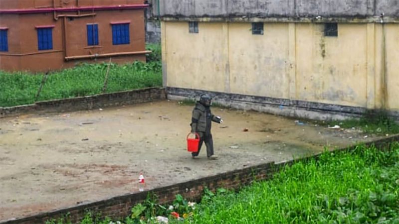 সেই জঙ্গি আস্তানা থেকে তিনটি বোমা উদ্ধার