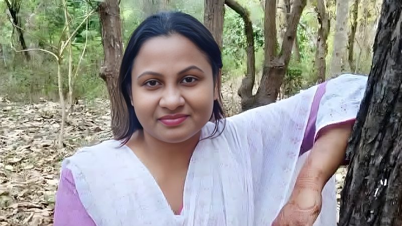 বিড়াল বাঁচাতে গিয়ে ছাদ থেকে পড়ে নারীর মৃত্যু
