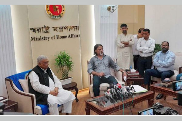 তারেক-জোবায়দাকে ফেরাতে যা করার করব: স্বরাষ্ট্রমন্ত্রী