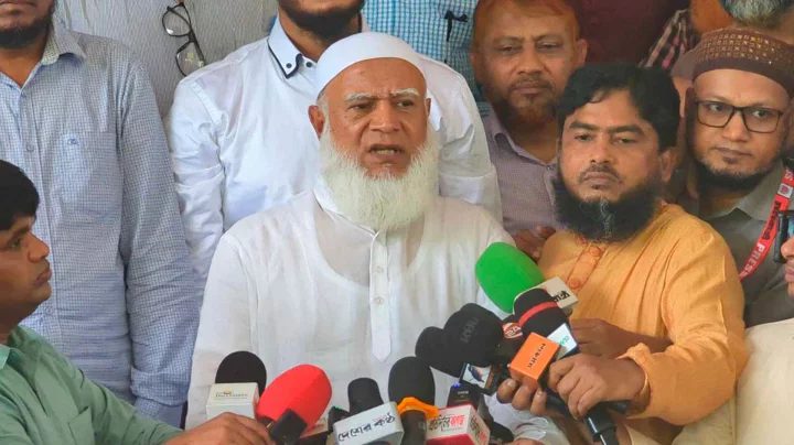 আমাদের পাকঘরে উঁকি মারবেন না :জামায়াত আমির