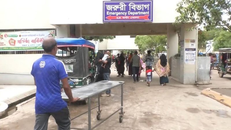ডাক্তারের চেম্বারে যাওয়ার পথে ট্রাকের ধাক্কায় নারীর মৃত্যু