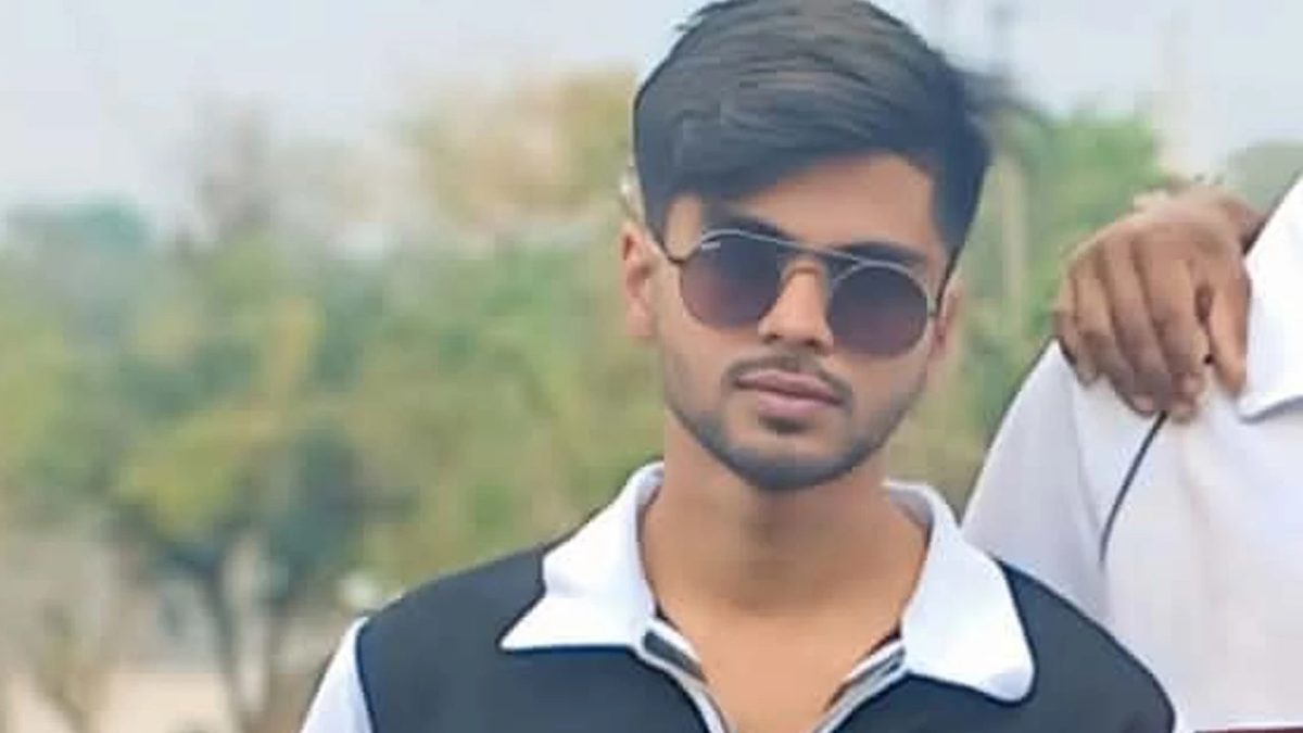 মাদকের টাকার জন্য সৎ মাকে কুপিয়ে হত্যা করল ছেলে